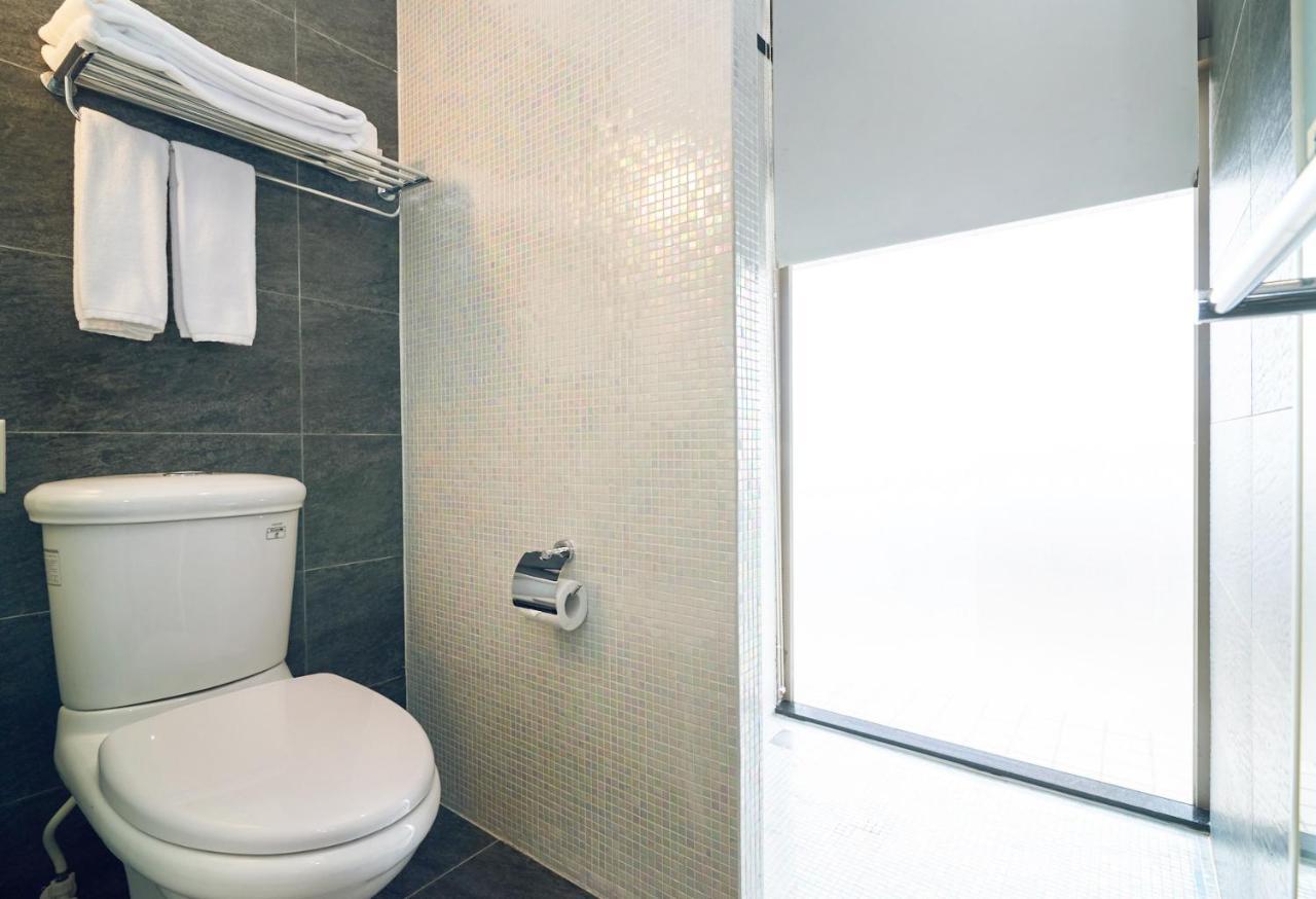 Check Inn Express New Taipei Tamsui Bagian luar foto