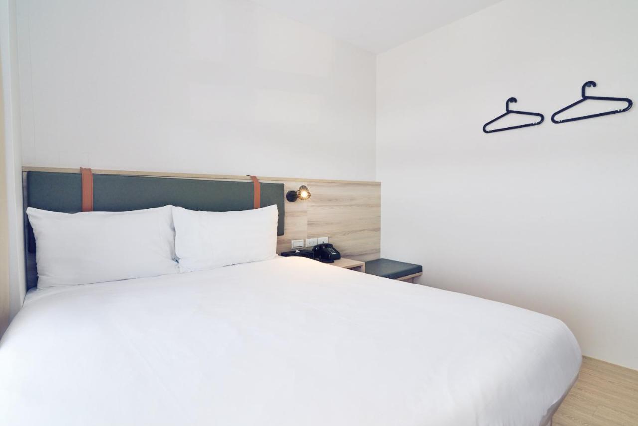 Check Inn Express New Taipei Tamsui Bagian luar foto