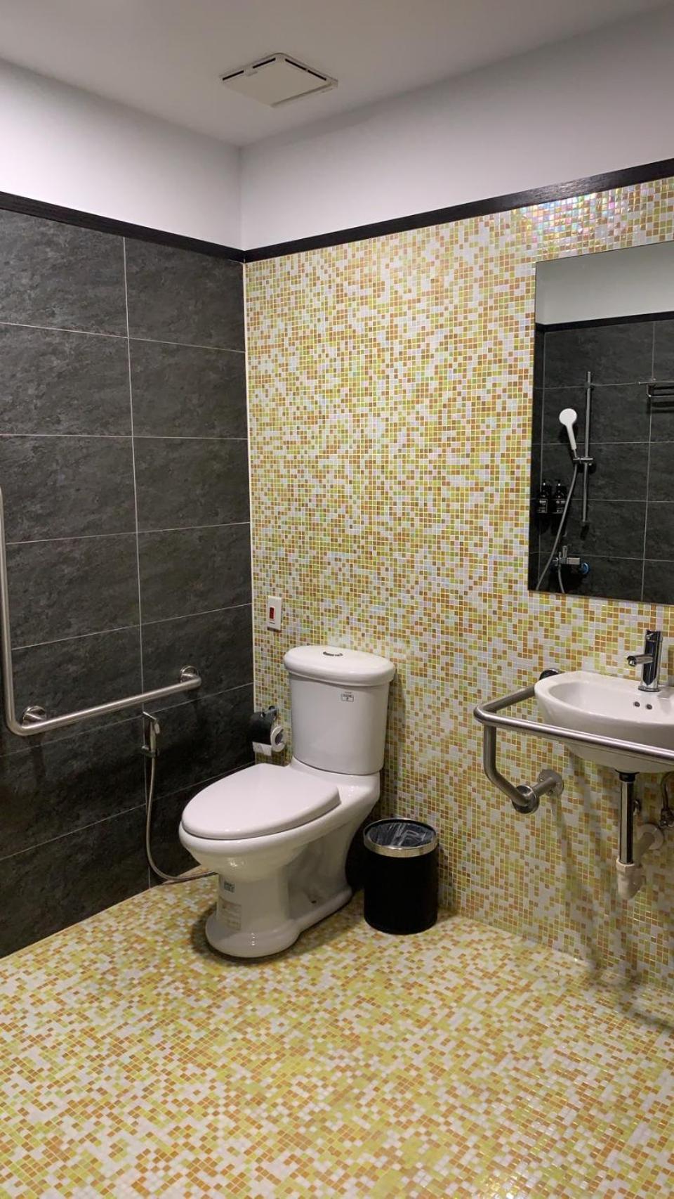 Check Inn Express New Taipei Tamsui Bagian luar foto